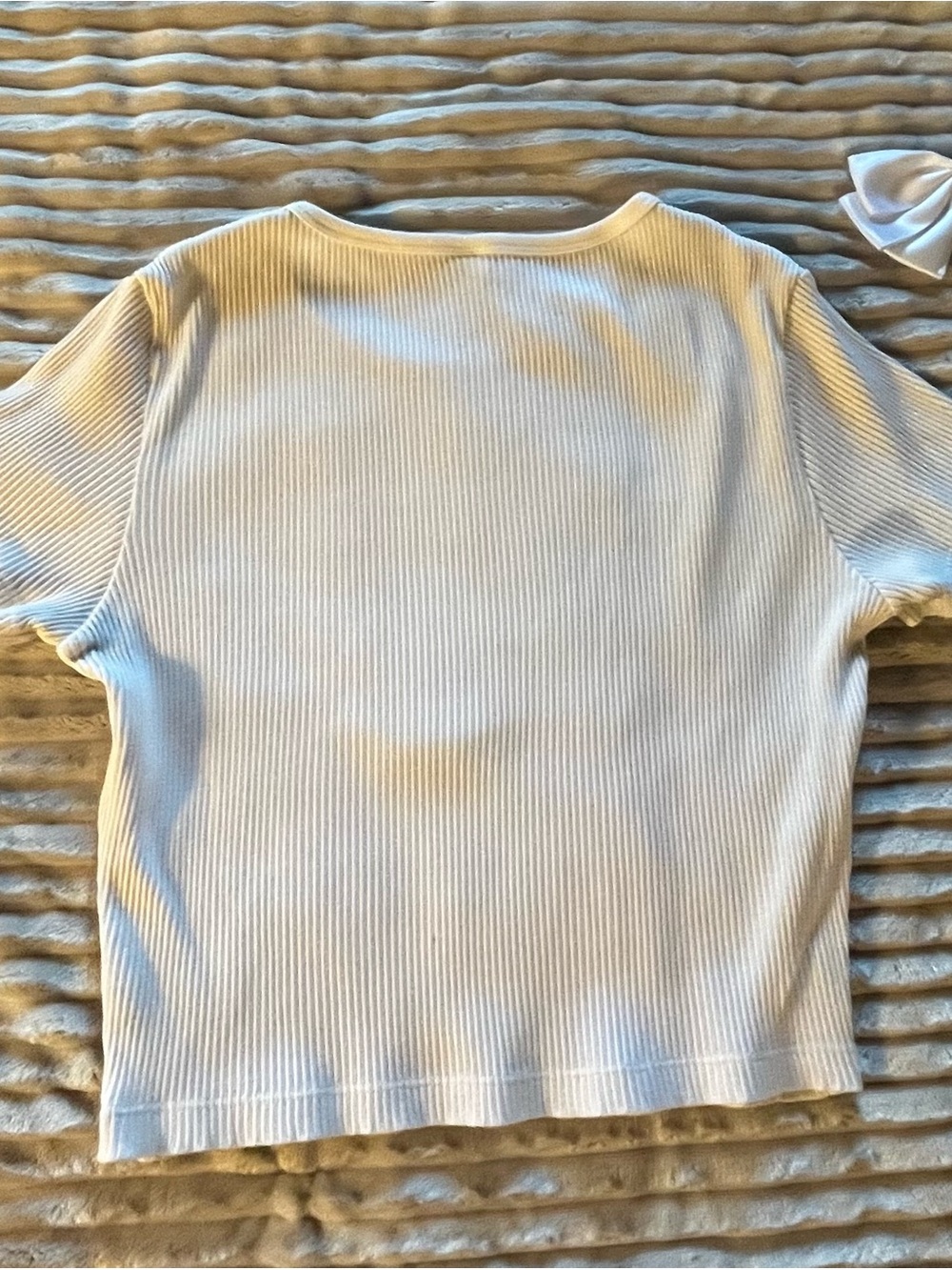 UNIQLO Ribbed Baby Tee ♡ - Picture 3 of 3